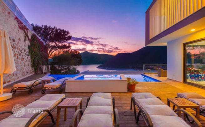 3-Bedroom Villa with Sea and Mountain Views in Kas, photo 5