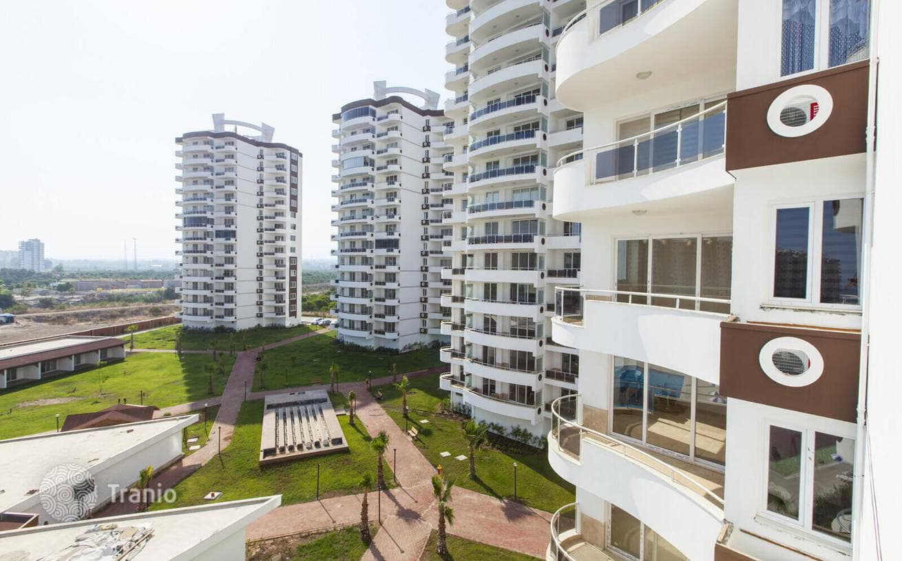 Apartments in a Residential Complex Near the Sea in Mersin, photo 3