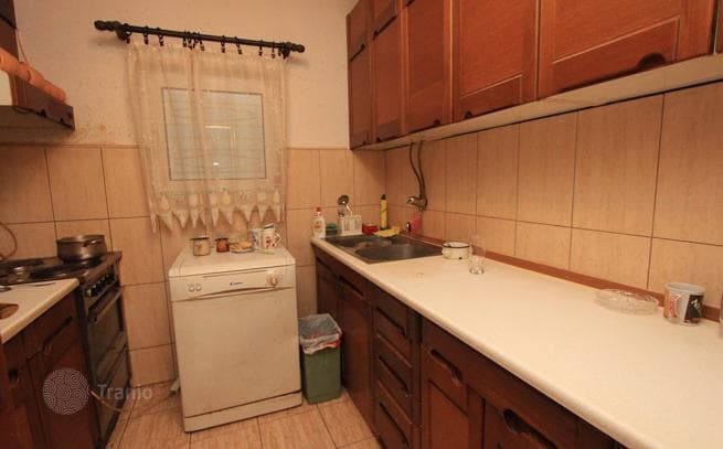 2-Bedroom Apartment with Mountain View in Budva, photo 3