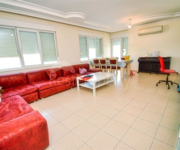 Квартира в Анталии, Турция, 300 м²
