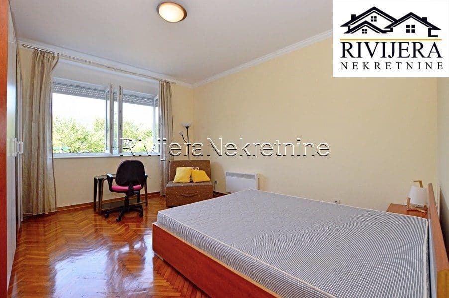 Квартира в Херцег-Нови, Черногория, 40 м²
