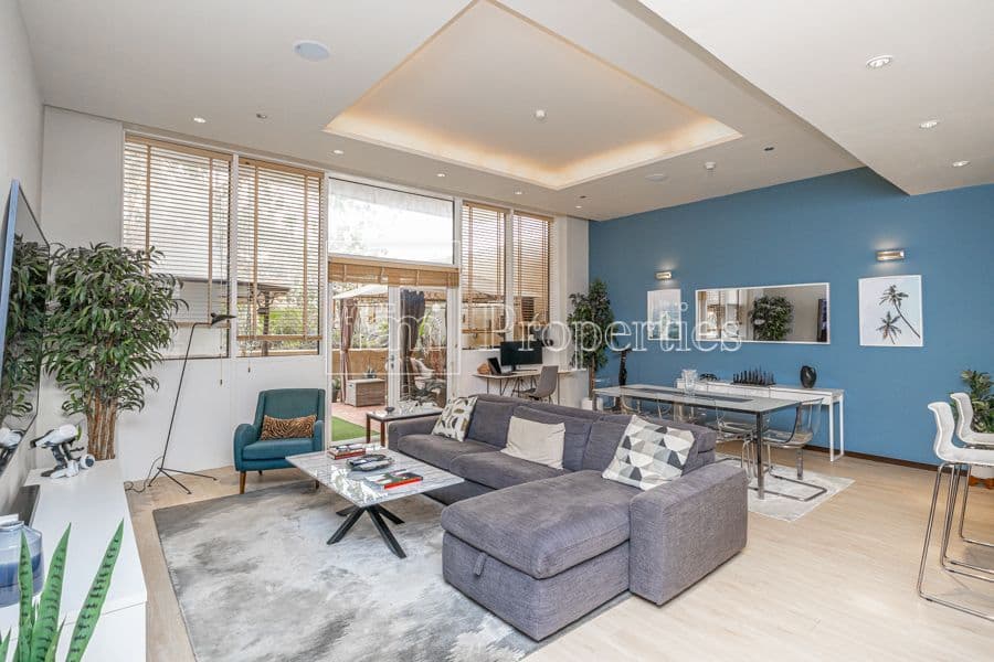Апартаменты в Дубае, ОАЭ, 159 м²