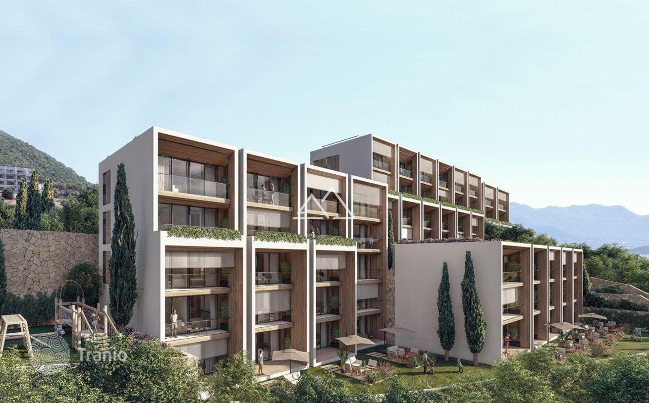 1-Bedroom Apartment with Sea View in Herceg Novi, Montenegro, photo 3