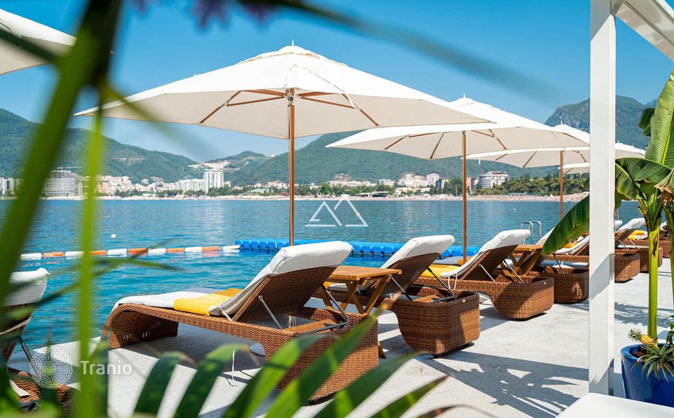 4-Bedroom Luxury Apartment with Sea View in Dukley Gardens, Budva, photo 4