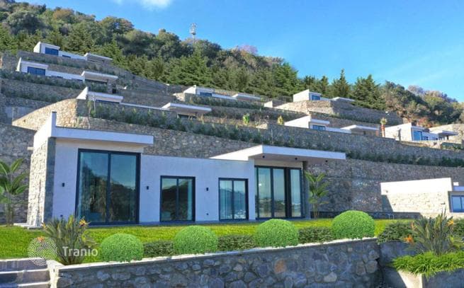 Villa Complex with Shared Pools and Landscaped Gardens in Yalikavak, photo 5