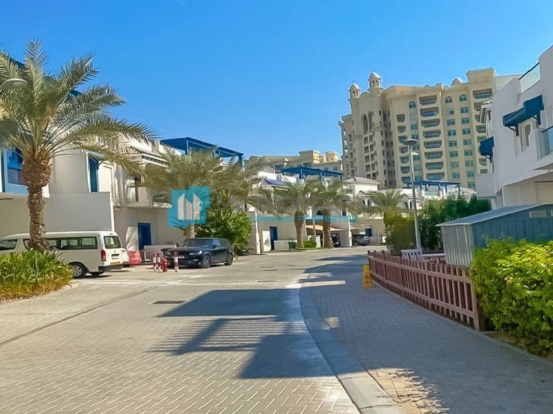 Таунхаус в Дубае, ОАЭ, 303.04 м²