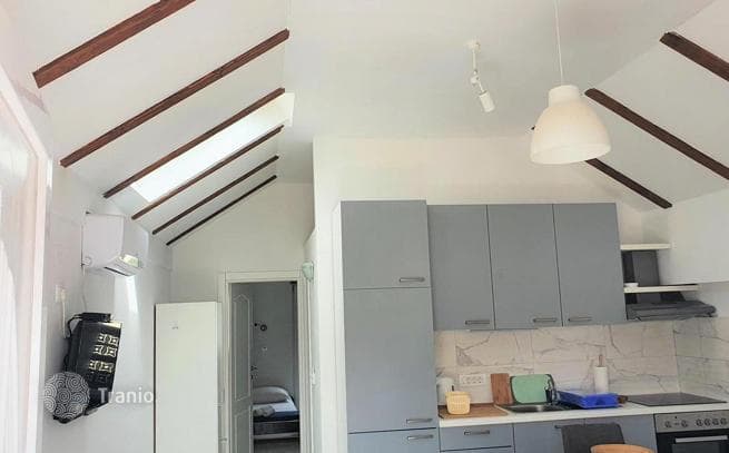 Furnished 2-Story House with Terrace in Dubrovnik