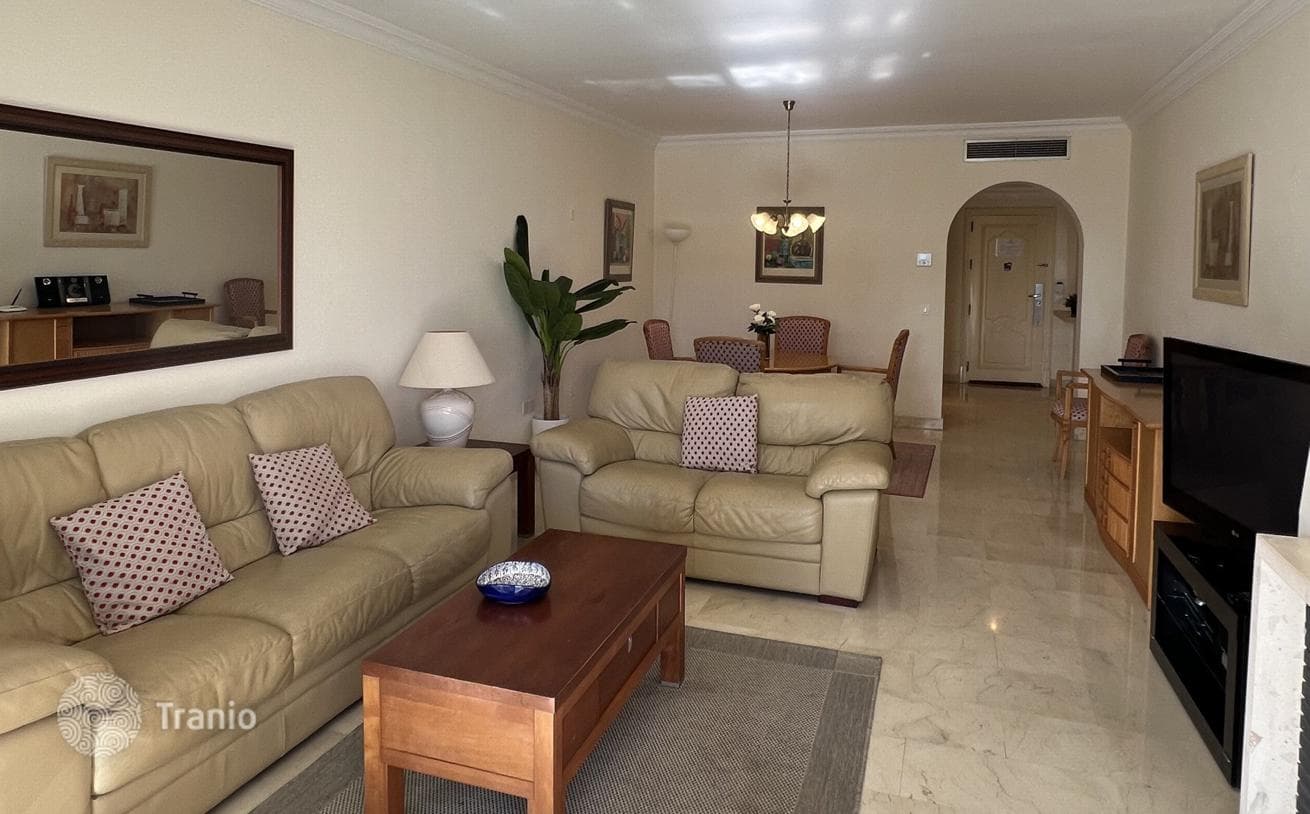 Апартамент на нижнем этаже на продажу в Coral Beach, Золотая Миля, фото 4