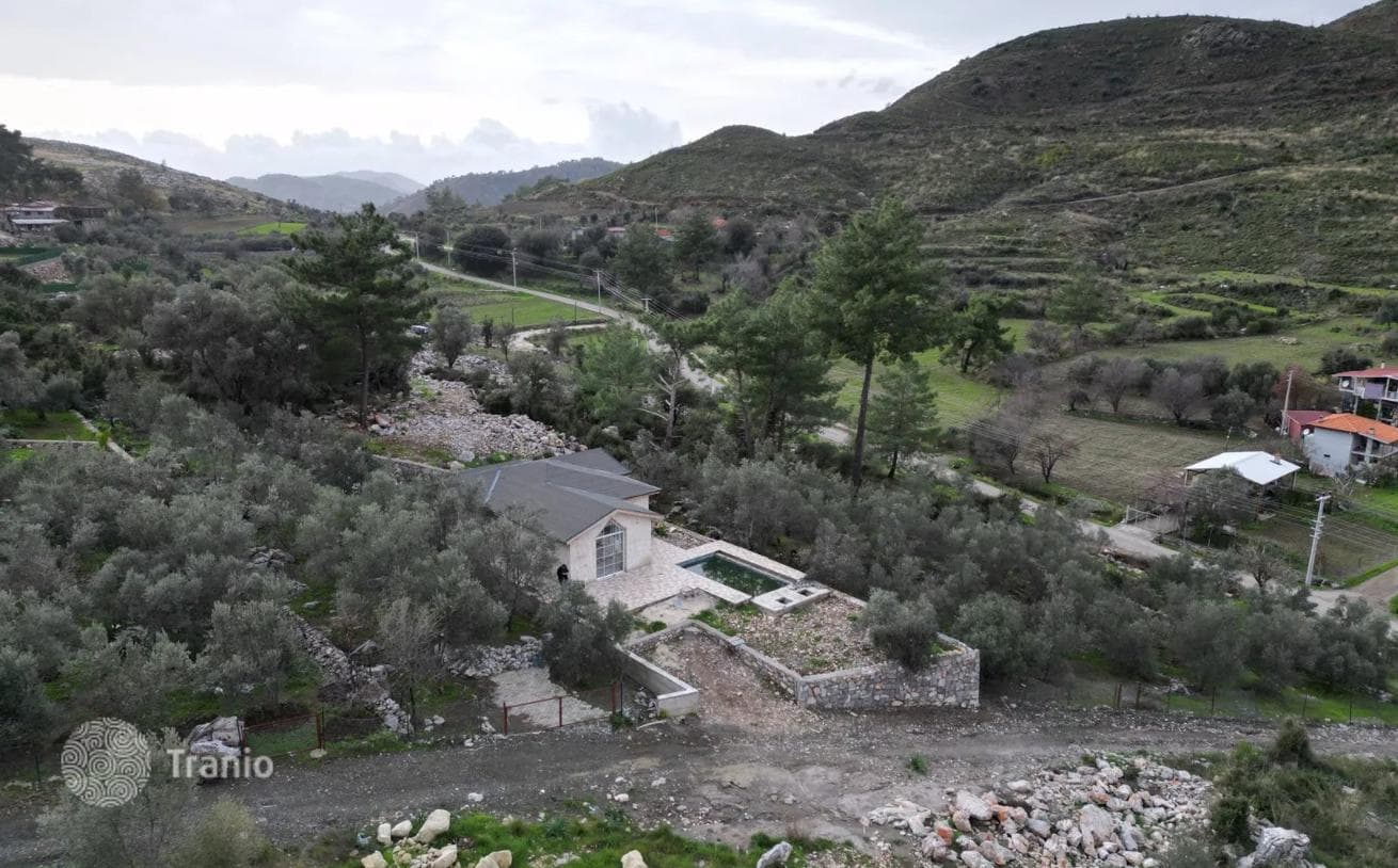 2-Bedroom Villa in Golbasi, photo 3
