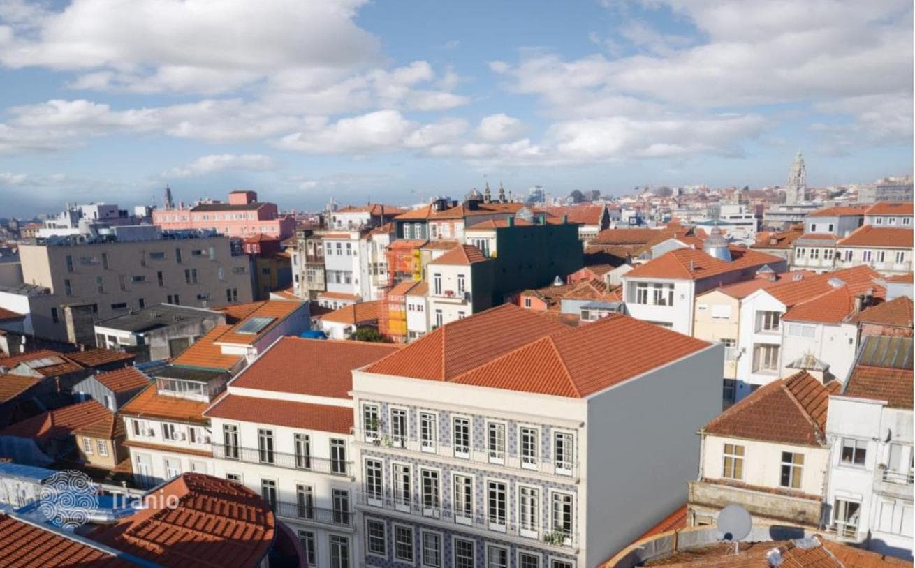 New Apartments in Historic Center, Porto