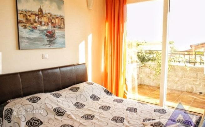 3-Bedroom Villa with Private Pool and Sea View in Budva, photo 3