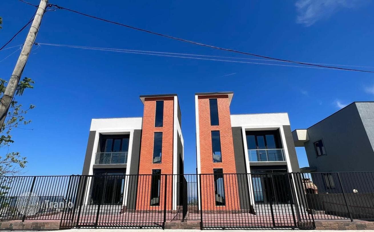 4-Bedroom House with Panoramic Sea and Mountain Views in Batumi, photo 5