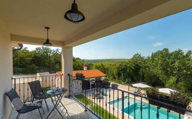 3-Bedroom Villa in Pula, Croatia, photo 3