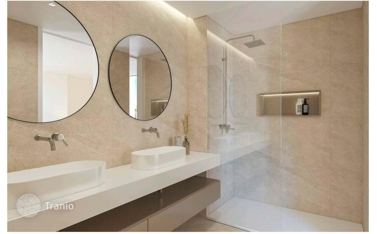 3-Bedroom Apartment with Garage in Lisbon, photo 4