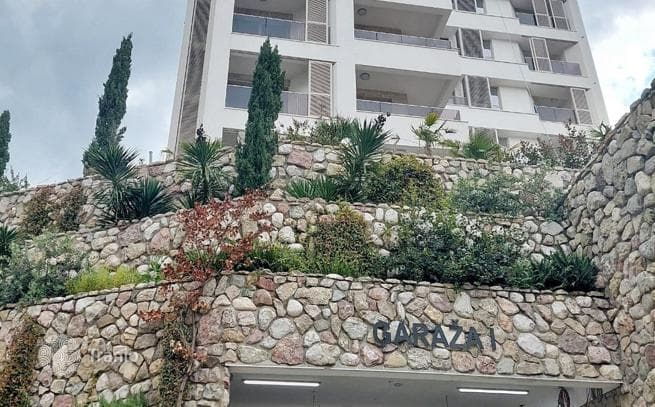 2-Bedroom Apartment with Sea View in Rafailovici, photo 4