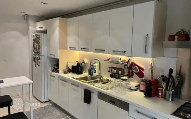 4-Bedroom Apartment with 4 Bathrooms in Eyup, Istanbul