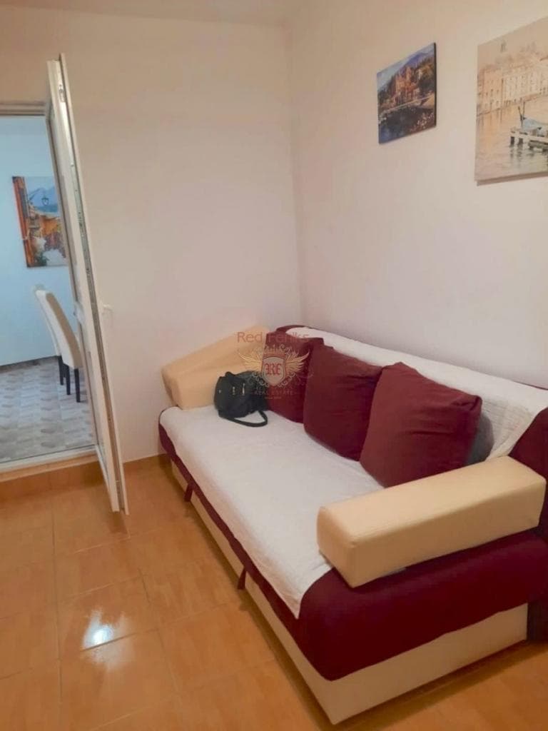 Квартира в Будве, Черногория, 50 м², фото 2