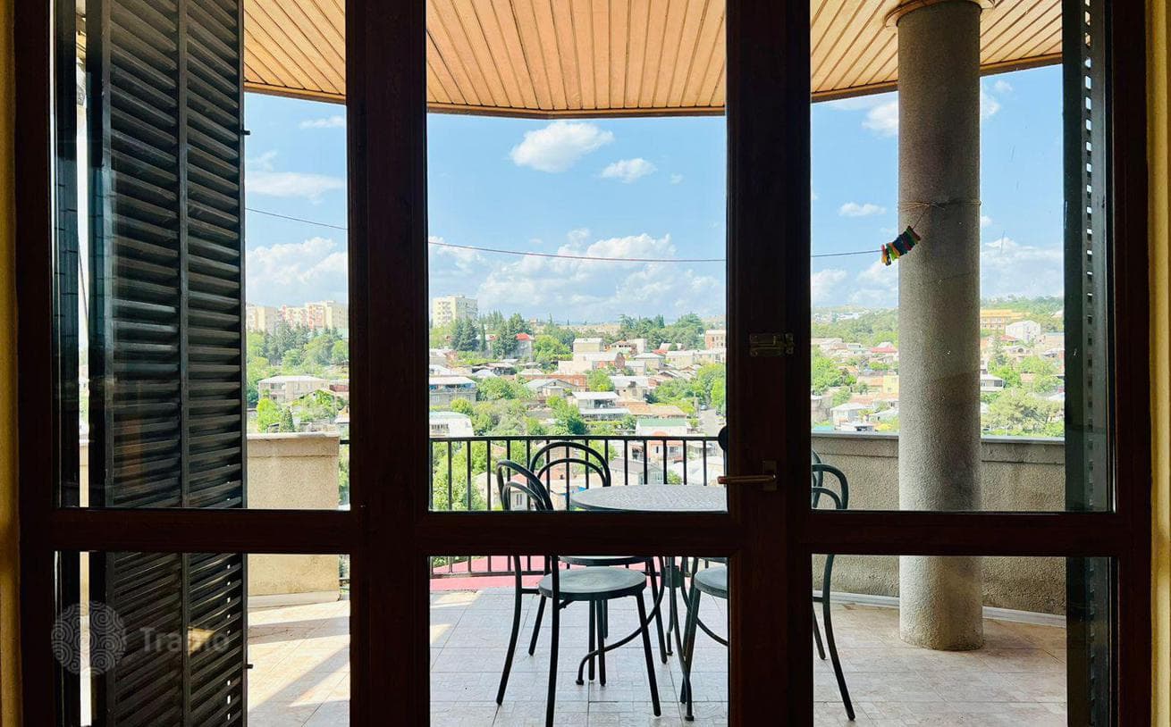 4-Bedroom House in Tbilisi, photo 4