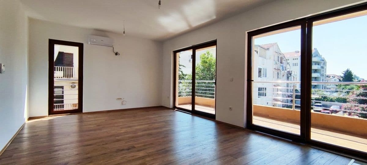 Квартира в Будве, Черногория, 86 м², фото 2