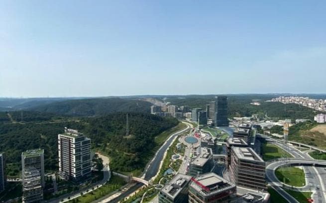 Luxury Apartments with Pool and Spa in Istanbul