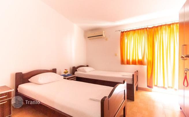9-Unit House with Furnished Apartments in Sutmore, Budva, photo 3