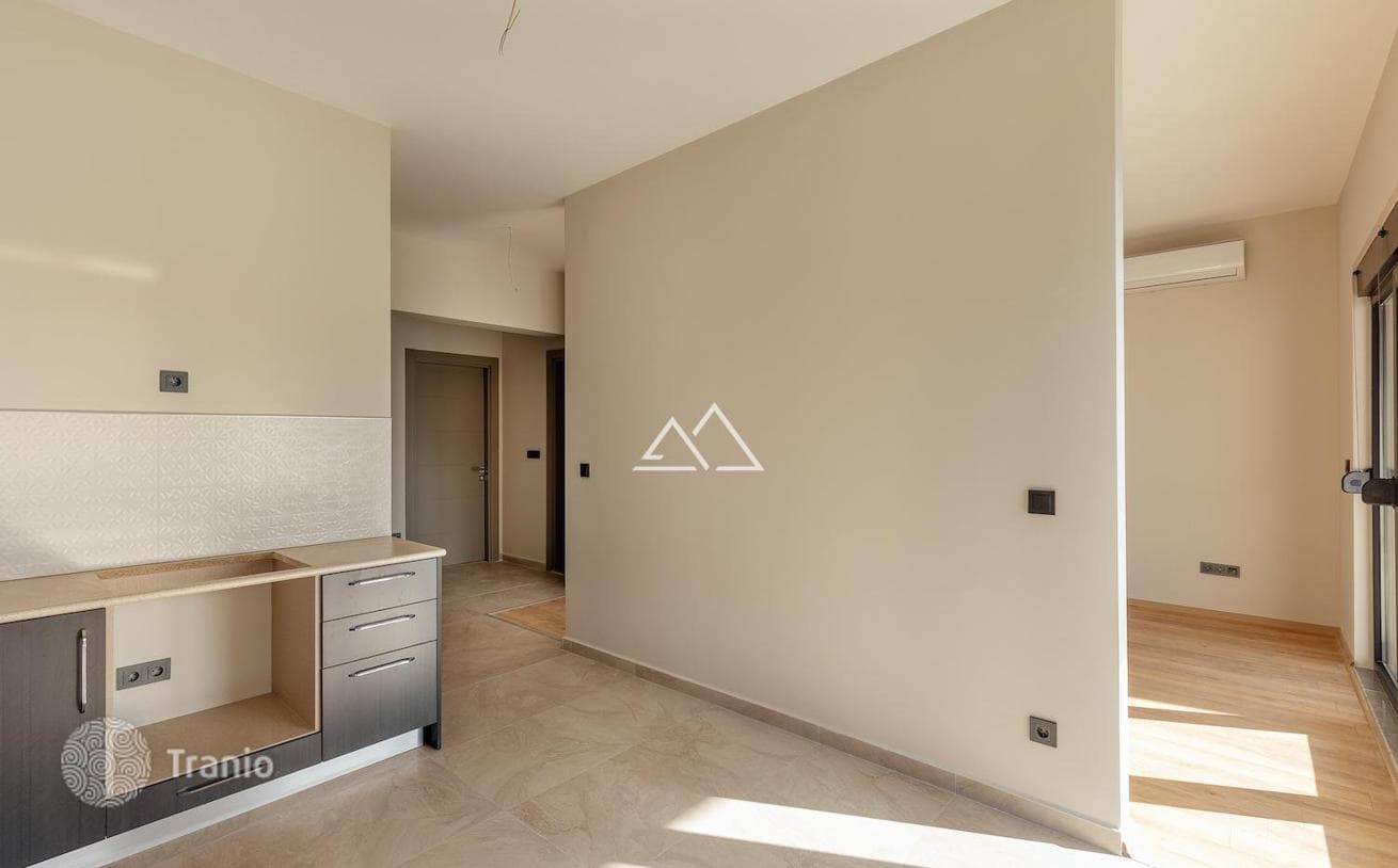 3-Bedroom Apartment with Sea View in Herceg Novi, photo 2