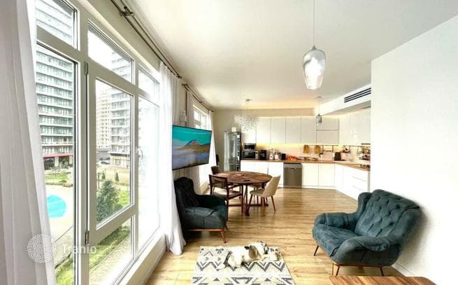 2-Bedroom Apartment with Sea View in Batumi, photo 3