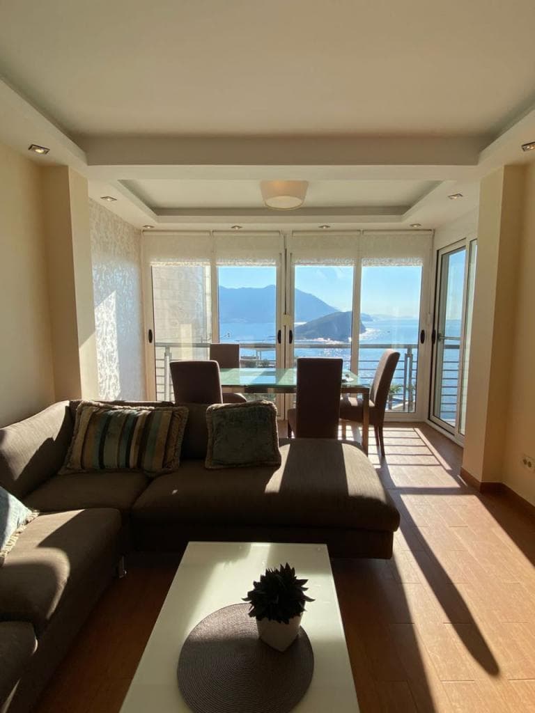 Квартира в Будве, Черногория, 70 м², фото 2