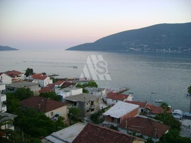 Квартира в Херцег-Нови, Черногория, 44 м², фото 5