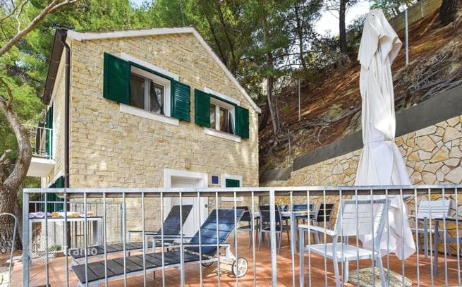3-Bedroom Villa in Hvar, Croatia, photo 3
