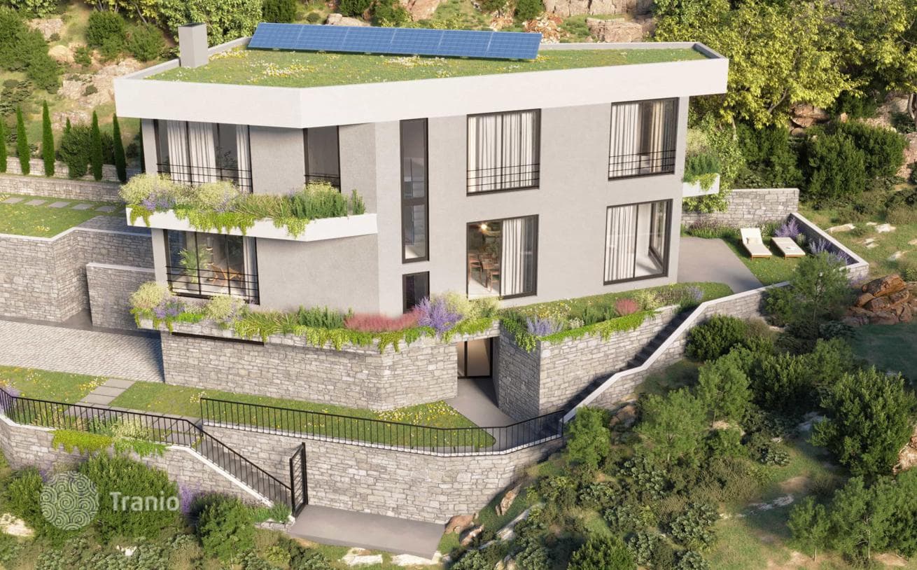 3-Bedroom Villa in Tivat, Montenegro, photo 2