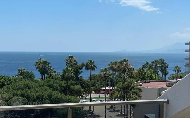 3-Bedroom (3+1) Beachfront Apartment with Sea View in Muratpasa, Antalya, photo 5