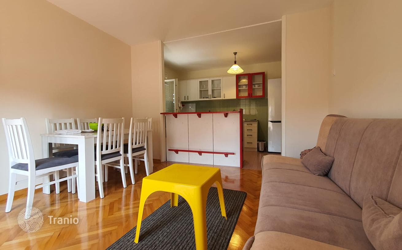 2-Bedroom Apartment with Sea and Mountain Views in Budva