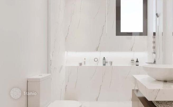 2-Bedroom House with Garage in Cascais, photo 5