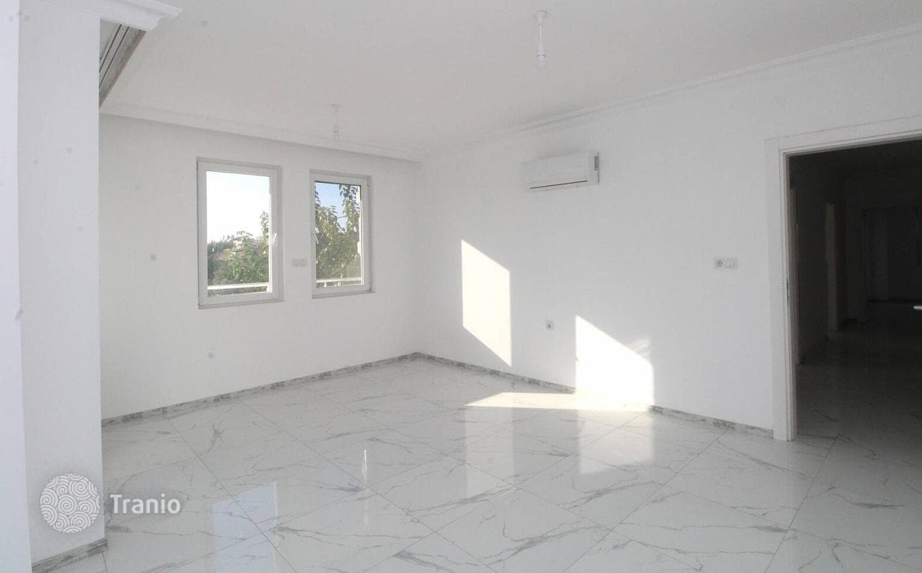 Commercial Building with Shop and 4 Apartments in Belek, photo 5