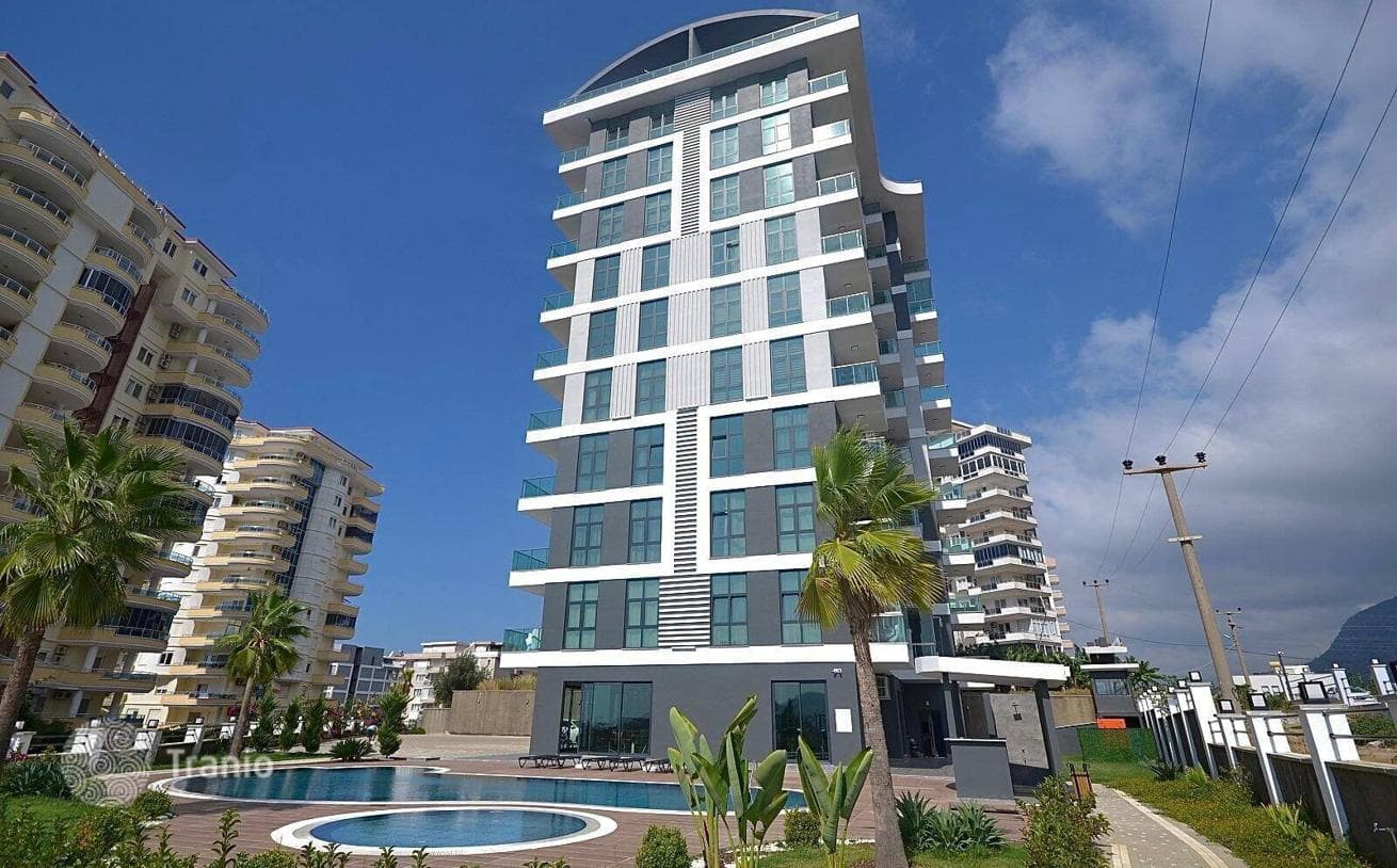 1-Bedroom Apartment with Sea and City Views in Mahmutlar, Alanya, photo 2