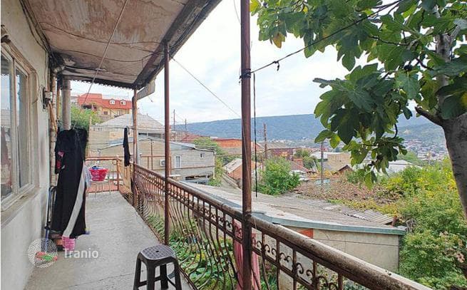 392 m² House in Tbilisi, photo 2