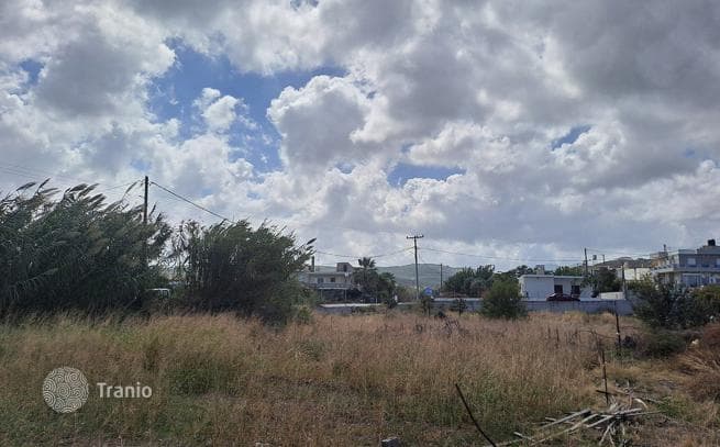 Угловой участок рядом с пляжем и дорогой в Кисамосе, Крит, Греция, фото 2