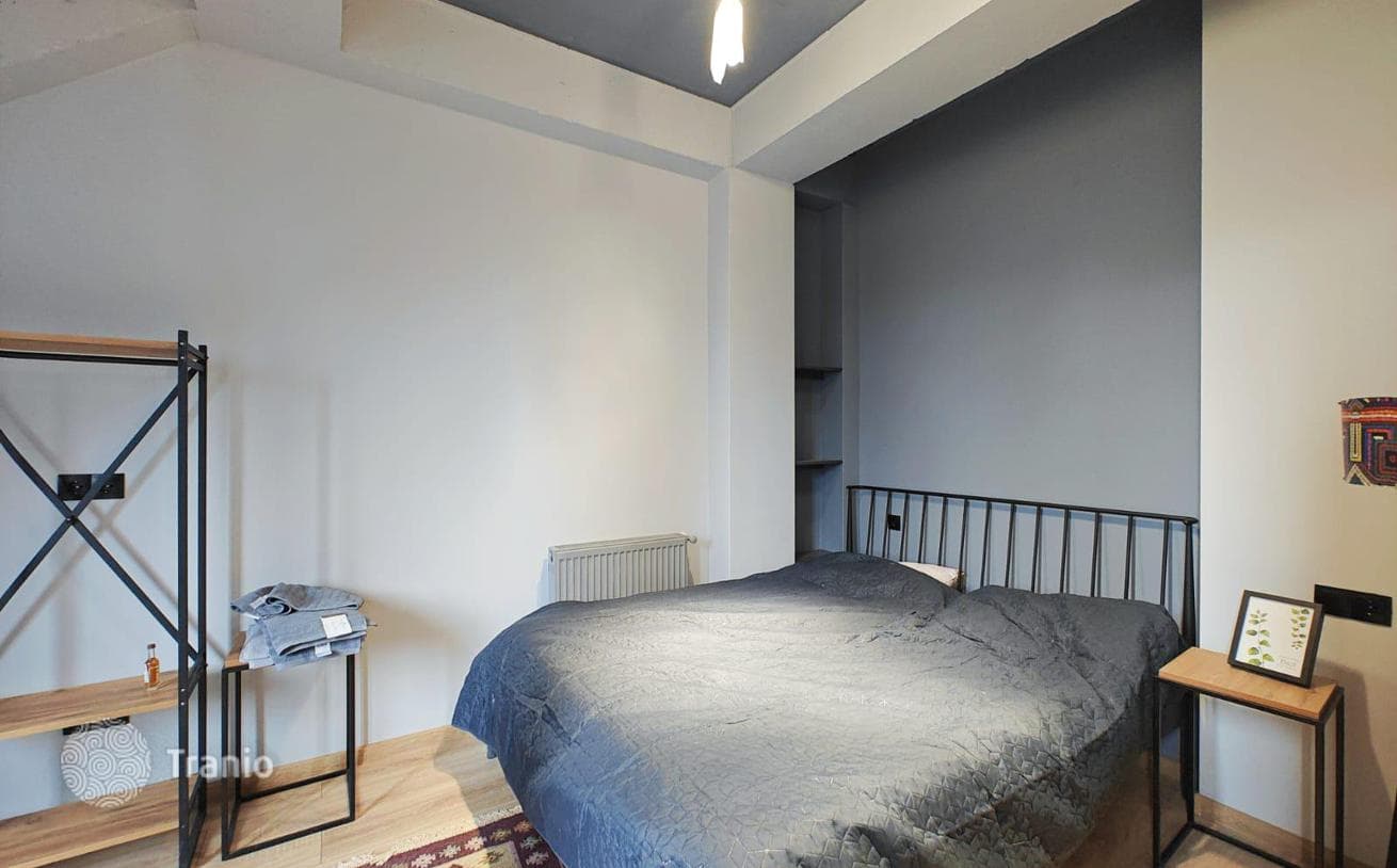1-Bedroom Apartment in Old Tbilisi, Tbilisi, photo 3
