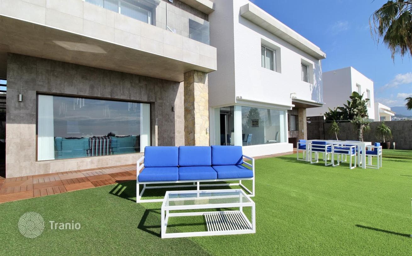 4-комнатная вилла 350 м² в Бенаависе, Испания, фото 3