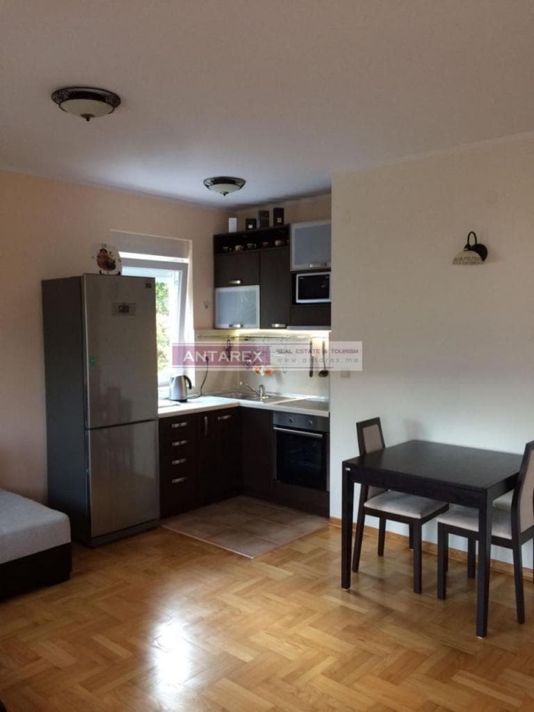 Апартаменты в Херцег-Нови, Черногория, 73 м², фото 2