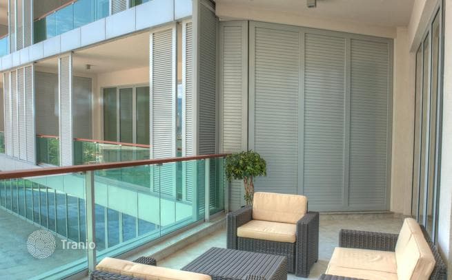 1-Bedroom Apartment with Sea View in Budva, photo 5