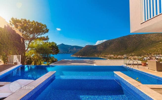 3-Bedroom Villa with Sea and Mountain Views in Kas, photo 4
