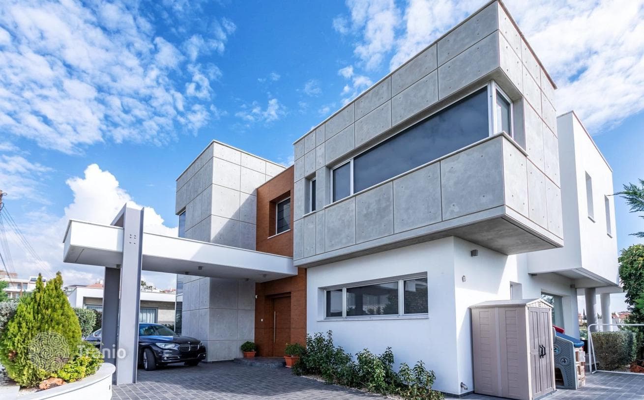 5-Bedroom Villa in Limassol, Cyprus, photo 3