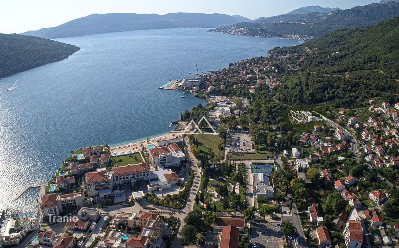 New Apartments 150 m from the Sea in Herceg Novi