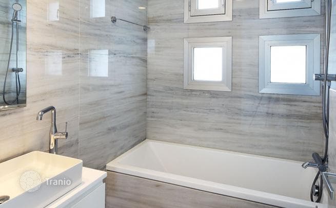 2-Bedroom Apartment in Germasogeia, Limassol, photo 3