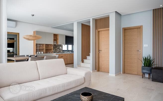 2-Bedroom Villa with Private Pool and Sea Views in Becici, photo 4