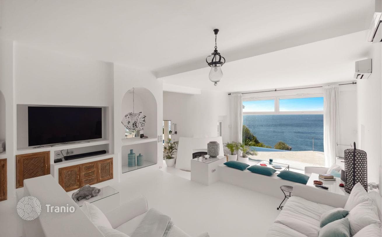 4-комнатная вилла 464 м² в Порт Андрач, Испания