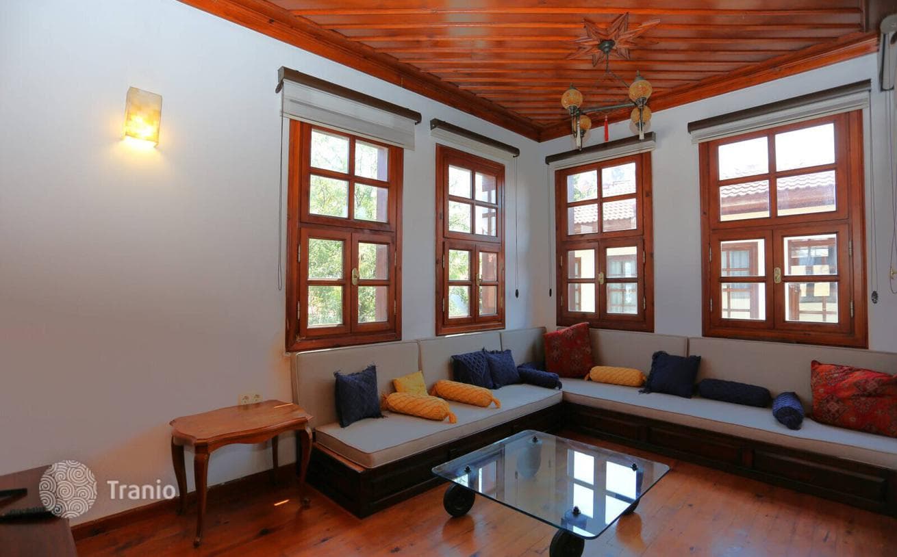 3-Bedroom Villa Near the Old City in Antalya, photo 3