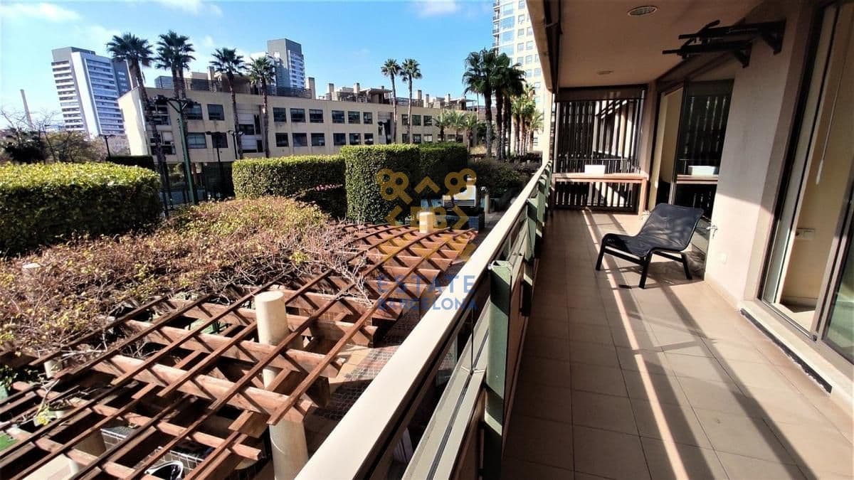 Квартира в Барселоне, Испания, 90 м²